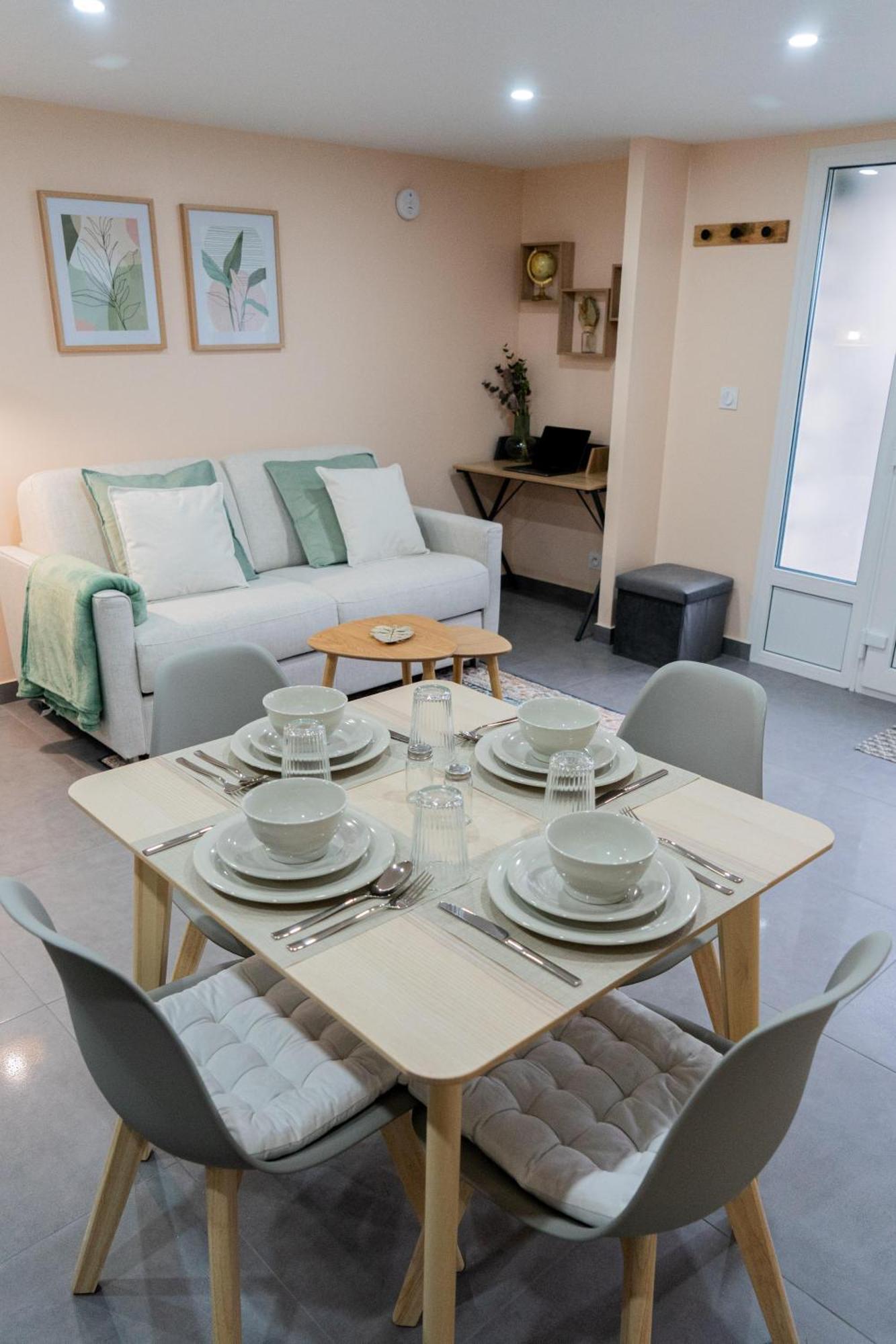 Appartement Cosy Le Lys Vert A 40Mn De Paris Dammarie-lè-Lys Екстериор снимка